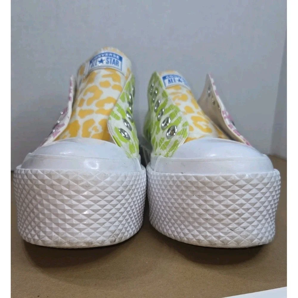 Converse Chuck Taylor 2X Platform Low  US 7.5 Welcome To The Wild NO LACES
